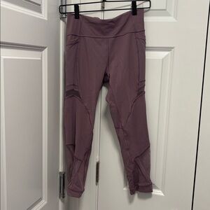Lululemon Athletica crop lavender leggings